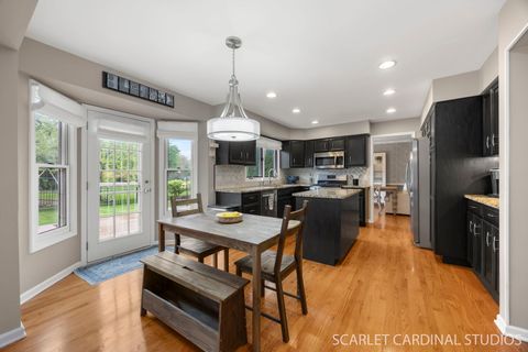 Tiny photo for 2875 Carriage Way, Aurora, IL 60504 (MLS # 12600399)