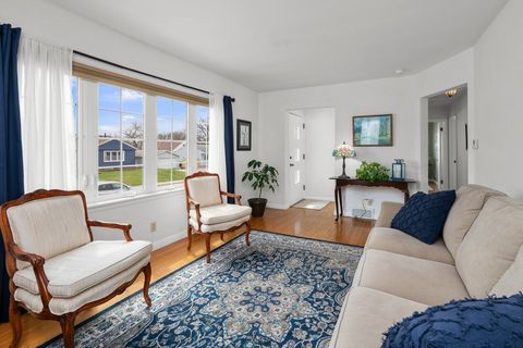 Tiny photo for 3017 37th Avenue, Rock Island, IL 61201 (MLS # 12614171)