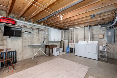 Tiny photo for 1415 Dairy Lane, Ottawa, IL 61350 (MLS # 12560992)