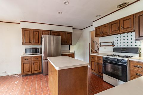 Tiny photo for 809 Thornton Lane, Buffalo Grove, IL 60089 (MLS # 12626392)