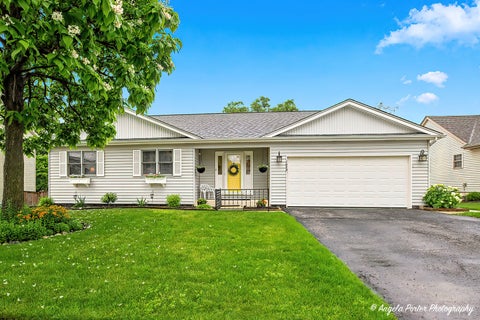 Tiny photo for 1642 Wheeler Street, Woodstock, IL 60098 (MLS # 12682629)