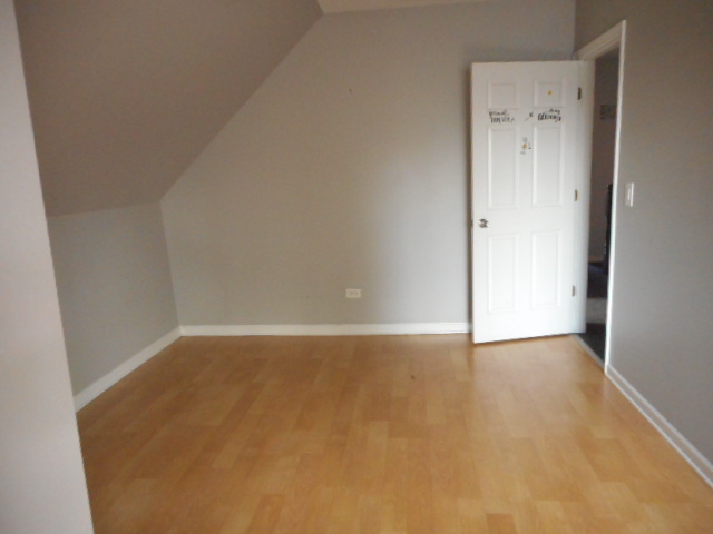 3027 Clarence Avenue