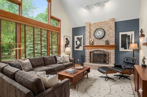 Tiny photo for 9 N Daniels Drive, Batavia, IL 60510 (MLS # 12600870)