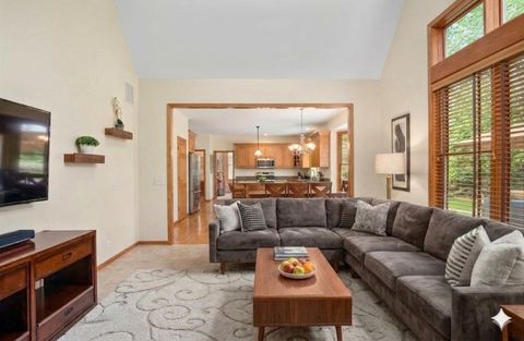 Tiny photo for 9 N Daniels Drive, Batavia, IL 60510 (MLS # 12600870)