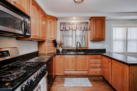 Tiny photo for 6544 W Devon Avenue, Chicago, IL 60631 (MLS # 12470281)