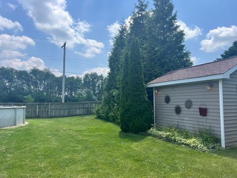 Tiny photo for 401 WINSTON Court, St. Joseph, IL 61873 (MLS # 12471891)