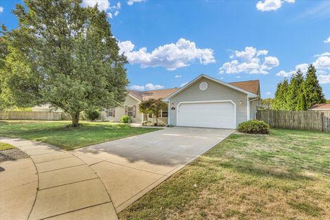 Photo of 401 WINSTON Court, St. Joseph, IL 61873 (MLS # 12471891)