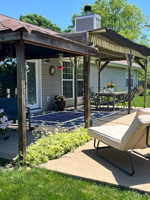 Tiny photo for 401 WINSTON Court, St. Joseph, IL 61873 (MLS # 12471891)
