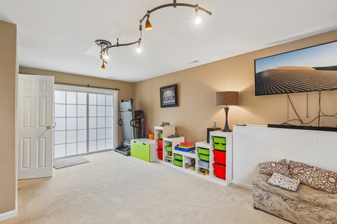 Tiny photo for 3085 TIMBER HILL Lane, Aurora, IL 60504 (MLS # 12639365)