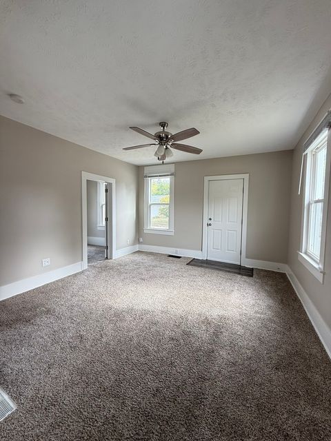 Tiny photo for 1401 W Elm Street, Bloomington, IL 61701 (MLS # 12495577)