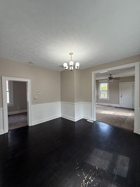 Tiny photo for 1401 W Elm Street, Bloomington, IL 61701 (MLS # 12495577)