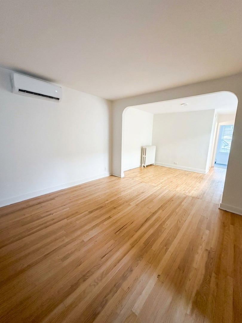 1041 Dewey Avenue - Photo 4