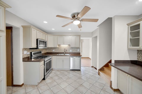 Tiny photo for 16424 MAPLEWOOD Court, Tinley Park, IL 60477 (MLS # 12734892)