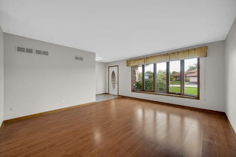 Tiny photo for 16424 MAPLEWOOD Court, Tinley Park, IL 60477 (MLS # 12734892)