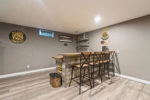 Tiny photo for 908 14th Street, RapidsCity, IL 61278 (MLS # 100000035)