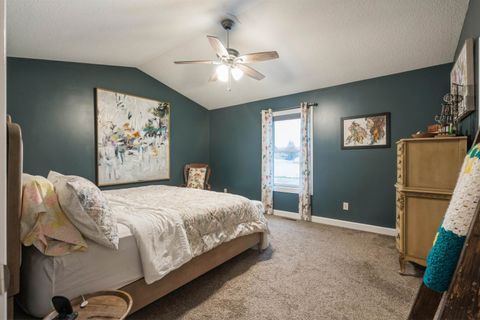 Tiny photo for 908 14th Street, RapidsCity, IL 61278 (MLS # 100000035)