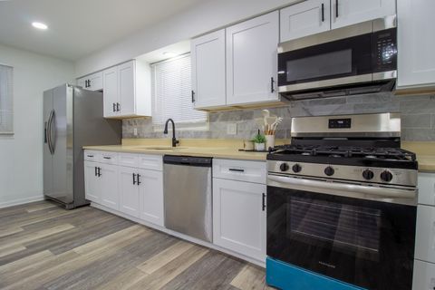 Tiny photo for 17552 Roy Street, Lansing, IL 60438 (MLS # 12566752)