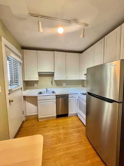 Tiny photo for 1014 W Barry Avenue #1, Chicago, IL 60657 (MLS # 12499922)
