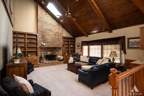 Tiny photo for 3112 Turnberry Road, St. Charles, IL 60174 (MLS # 12501230)
