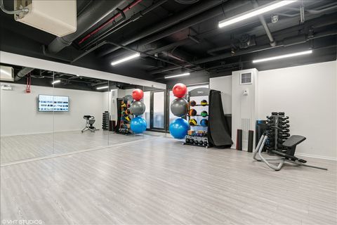 Tiny photo for 2020 N Lincoln Park West Street #3H, Chicago, IL 60614 (MLS # 12456434)
