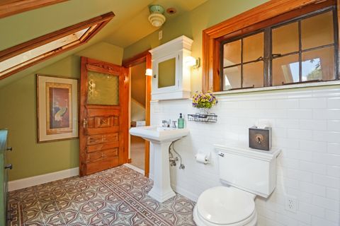 Tiny photo for 9 Harwood Place, Bloomington, IL 61701 (MLS # 12400592)