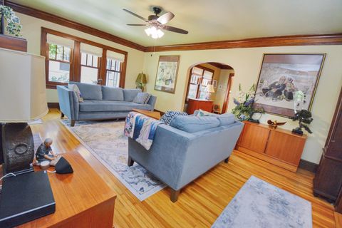 Tiny photo for 9 Harwood Place, Bloomington, IL 61701 (MLS # 12400592)