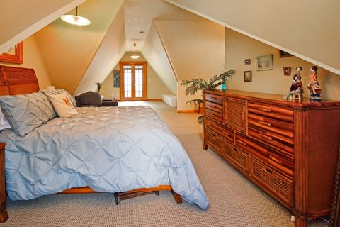 Tiny photo for 9 Harwood Place, Bloomington, IL 61701 (MLS # 12400592)