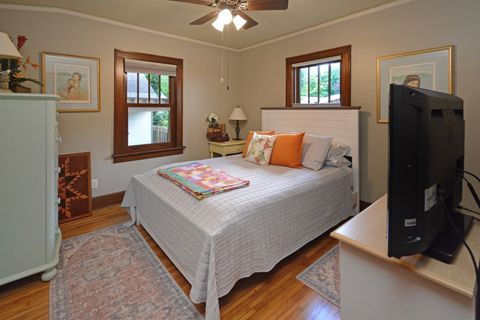 Tiny photo for 9 Harwood Place, Bloomington, IL 61701 (MLS # 12400592)