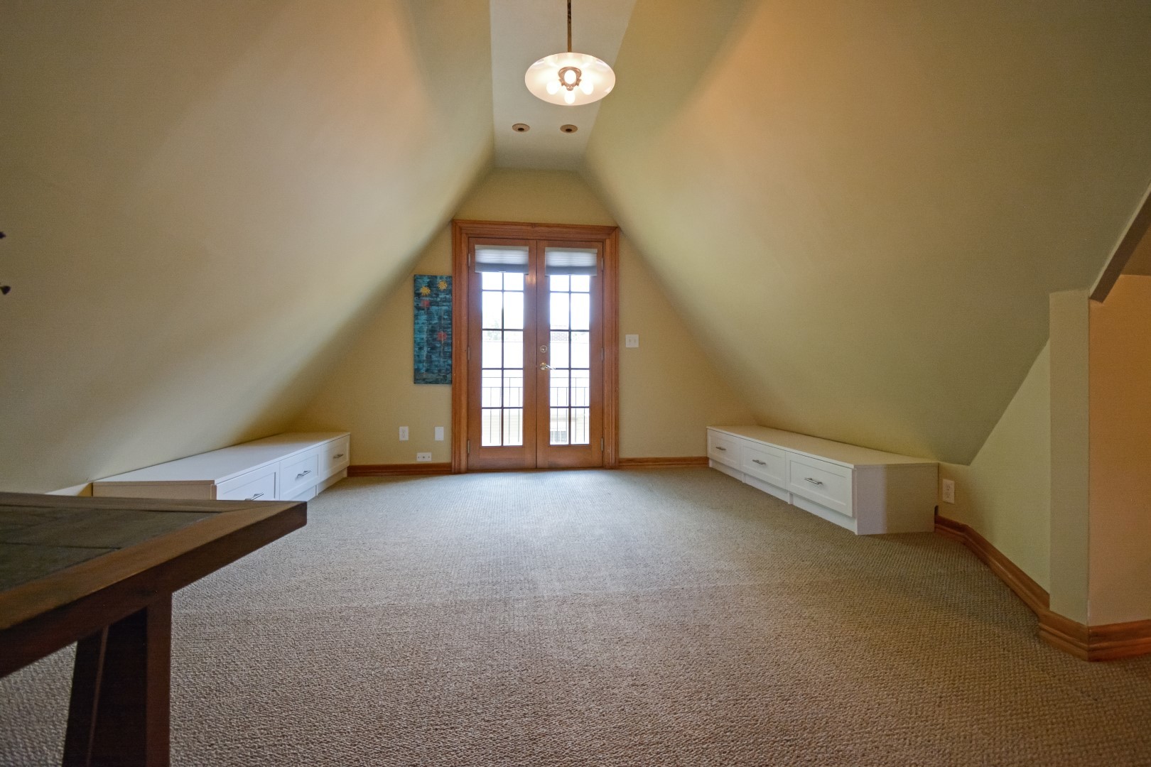 Bloomington, Illinois 61701, United States, 3 Bedrooms Bedrooms, ,2 BathroomsBathrooms,Residential,Contingent,158645