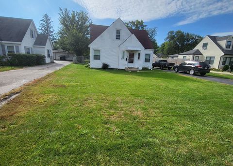 Tiny photo for 10445 W PALMER Avenue, Melrose Park, IL 60164 (MLS # 12497575)