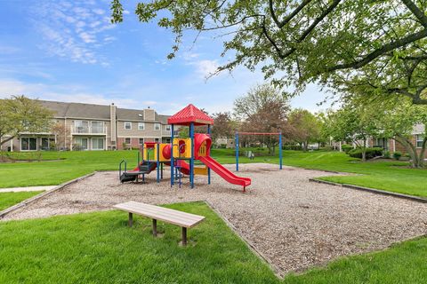 Tiny photo for 2838 Meadow Lane #W2, Schaumburg, IL 60193 (MLS # 12654037)