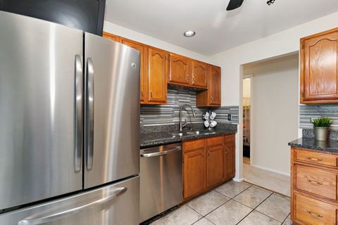 Tiny photo for 2838 Meadow Lane #W2, Schaumburg, IL 60193 (MLS # 12654037)