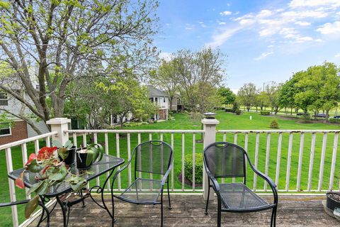 Tiny photo for 2838 Meadow Lane #W2, Schaumburg, IL 60193 (MLS # 12654037)