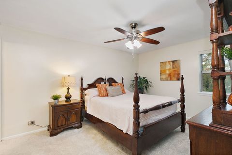 Tiny photo for 2838 Meadow Lane #W2, Schaumburg, IL 60193 (MLS # 12654037)