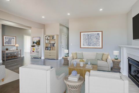 Tiny photo for 313 E 60th Street #4, Chicago, IL 60637 (MLS # 12569483)