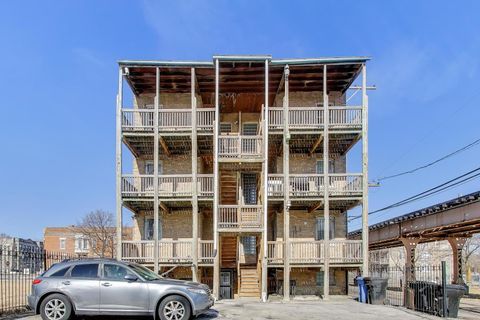 Tiny photo for 313 E 60th Street #4, Chicago, IL 60637 (MLS # 12569483)