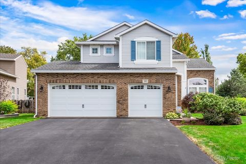 Tiny photo for 210 Ellis Road, Lake In The Hills, IL 60156 (MLS # 12470323)