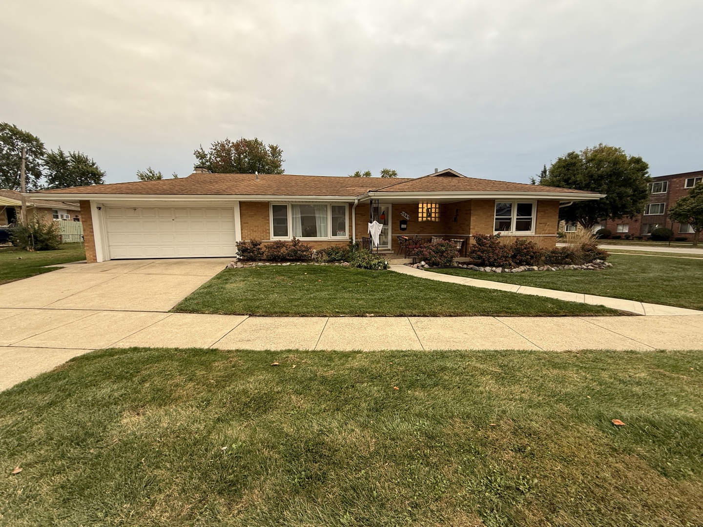 5549 W 102nd Street