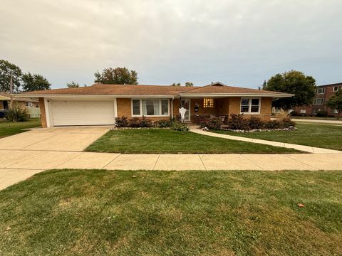 Tiny photo for 5549 W 102nd Street, Oak Lawn, IL 60453 (MLS # 12501506)