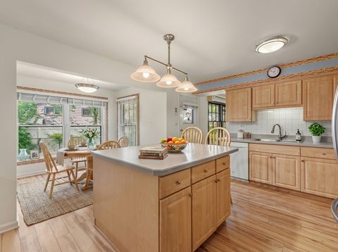 Tiny photo for 3116 Mary Kay Lane, Glenview, IL 60026 (MLS # 12627305)