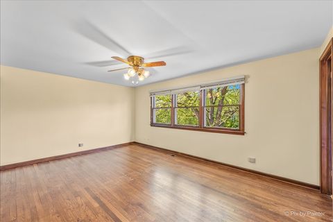 Tiny photo for 3116 Mary Kay Lane, Glenview, IL 60026 (MLS # 12627305)