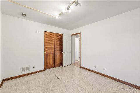Tiny photo for 3116 Mary Kay Lane, Glenview, IL 60026 (MLS # 12627305)