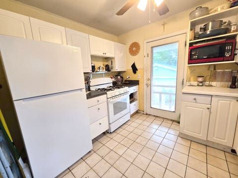 Tiny photo for 23W563 Woodworth Place, Roselle, IL 60172 (MLS # 12686135)
