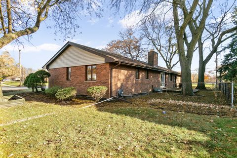 Tiny photo for 17001 Kimbark Avenue, South Holland, IL 60473 (MLS # 12583889)