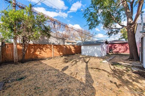 Tiny photo for 600 N IOWA Avenue, Villa Park, IL 60181 (MLS # 12505659)