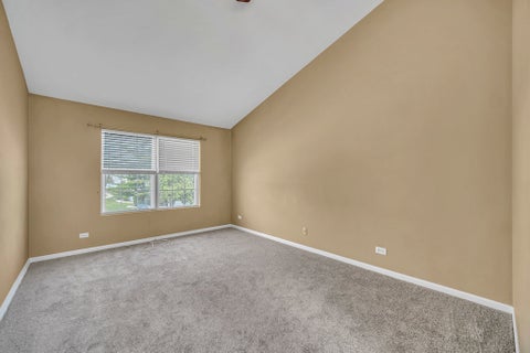 Tiny photo for 581 LE PARC Circle #581, Buffalo Grove, IL 60089 (MLS # 12685723)