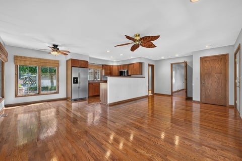Tiny photo for 21W302 Woodview Drive, Itasca, IL 60143 (MLS # 12746161)