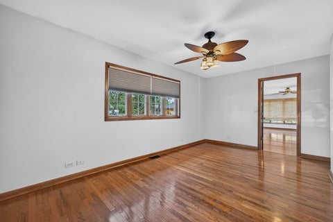 Tiny photo for 21W302 Woodview Drive, Itasca, IL 60143 (MLS # 12746161)