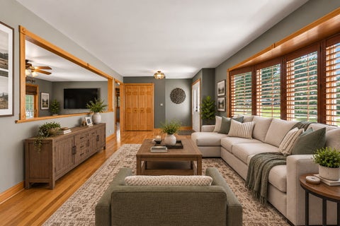 Tiny photo for 21W302 Woodview Drive, Itasca, IL 60143 (MLS # 12746161)
