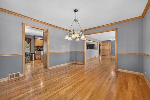 Tiny photo for 21W302 Woodview Drive, Itasca, IL 60143 (MLS # 12746161)